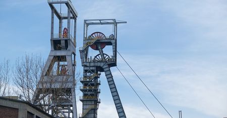Ratownicy dotarli do jednego z górników w Bielszowicach