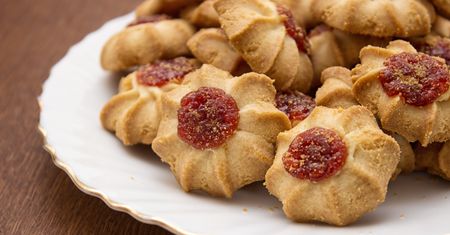Przepis na te ciasteczka wzięłam z zeszytu babci. Smak mojego dzieciństwa