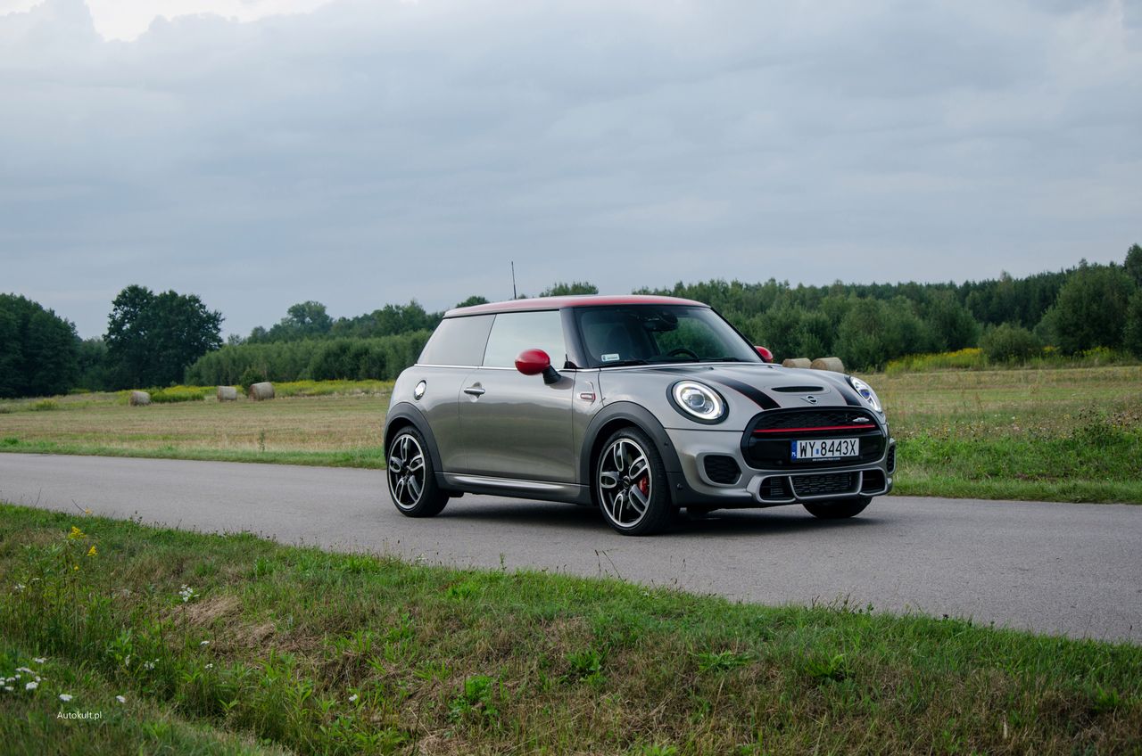 Test Mini John Cooper Works: również z automatem daje gokartową frajdę