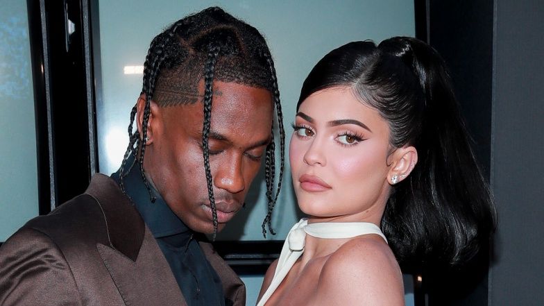 Wyciekła okładka z Kylie Jenner i Travisem Scotte. Fani wściekli