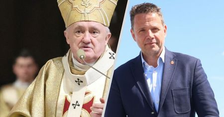 Kard. Nycz na procesji. Nawiązał do Trzaskowskiego