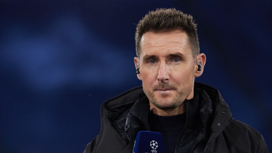 ROME, ITALY - FEBRUARY 14: Miroslav Klose looks on ahead ofthe UEFA Champions League 2023/24 round of 16 first leg match between SS Lazio and FC Bayern München at Stadio Olimpico on February 14, 2024 in Rome, Italy. (Photo by Francesco Scaccianoce - UEFA/UEFA via Getty Images)
