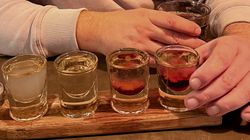 Pijesz alkohol tylko w weekendy? Tak wpływa na funkcjonowanie w tygodniu