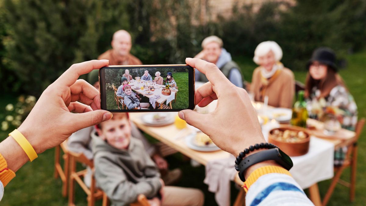 Robisz zdjęcia smartfonem? Te aplikacje chcą twoich prywatnych danych 1