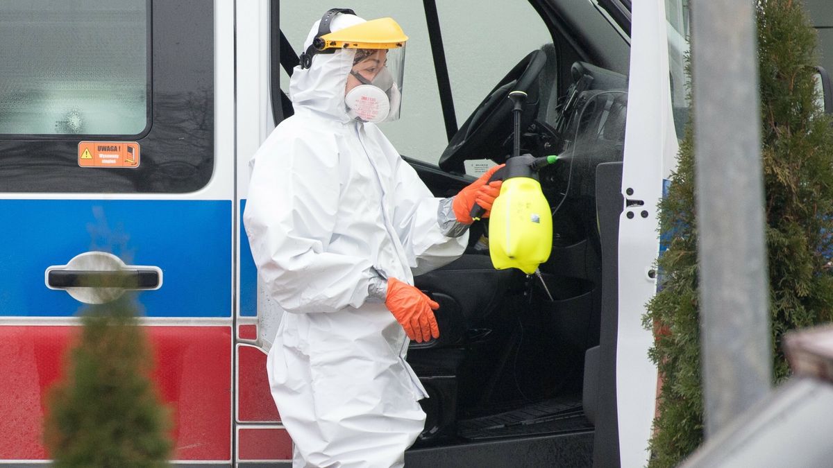 Najnowsze statystyki dot. nowych zakażeń są – jak zaznaczył wiceminister zdrowia – bardzo duże 