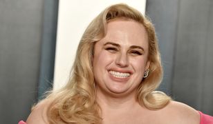 Gdzie podziały się nadliczbowe kilogramy? Rebel Wilson pokazała talię