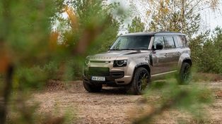 Test: Land Rover Defender Octa – kto się zna, ten wie