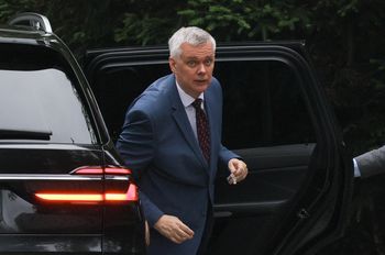 Siemoniak leci do USA. Spotka się z szefami amerykańskich służb