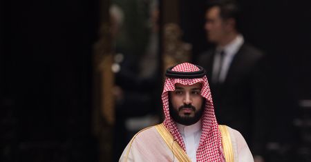 Arabski książę był oskarżony o zlecenie zabójstwa. Przyleci na pogrzeb królowej?