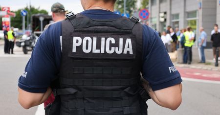 Ukrainiec zaatakował Polkę. Świadek: "Drzwi się nie zamknęły i wyciągał nóż"