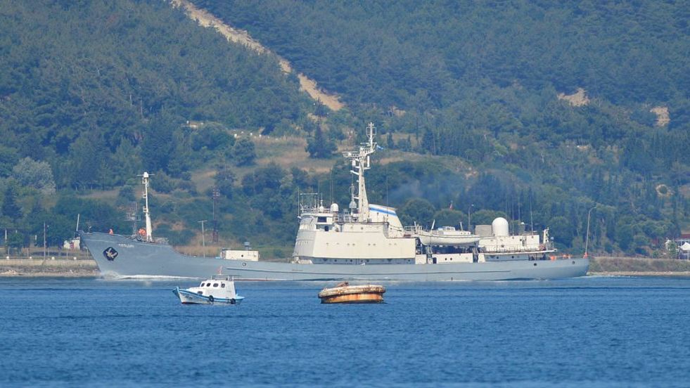 Russian Navy ship passes through Dardanelles Strait
CANAKKALE, TURKEY - JUNE 7 : Moma class reconnaissance ship named "Kildin" of Russian Navy passes through the Dardanelles Strait in Canakkale, Turkey on June 07, 2019. (Photo by Burak Akay/Anadolu Agency/Getty Images)
Anadolu
Turkey, Canakkale, Ship, Naval, Dardanelles Strait, russian navy, photography, Reconnaissance, Spy Ship, FeedRouted_Global