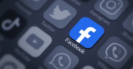 Paryż nałożył kary na Facebooka i Google. Mają trzy miesiące na wprowadzenie zmian