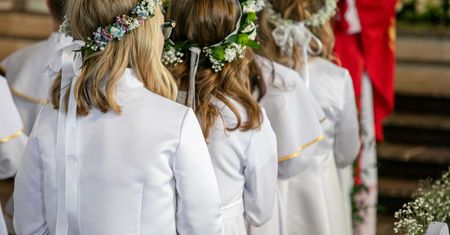 "Padliśmy ofiarą spisku". Rodzice podali koszty komunii w 2026 r.