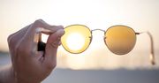Kupujesz okulary przeciwsłoneczne? Najpierw sprawdź, czy mają filtr