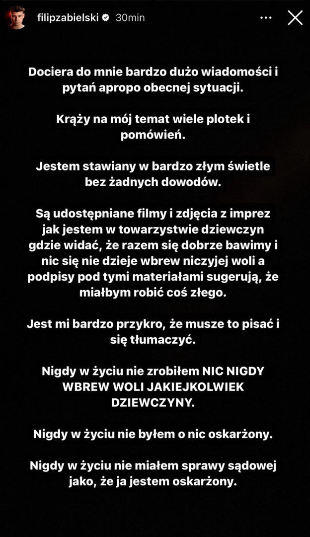 Filip Zabielski reaguje na "aferę youtubowową". Tiktoker wydał oświadczenie: "Wiele dziewczyn PCHAŁO MI SIĘ DO ŁÓŻKA"