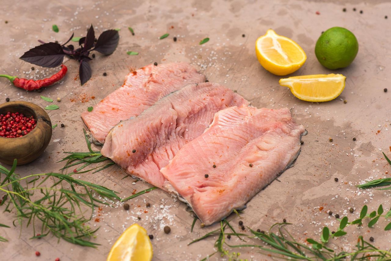 Nacięty filet z karpia