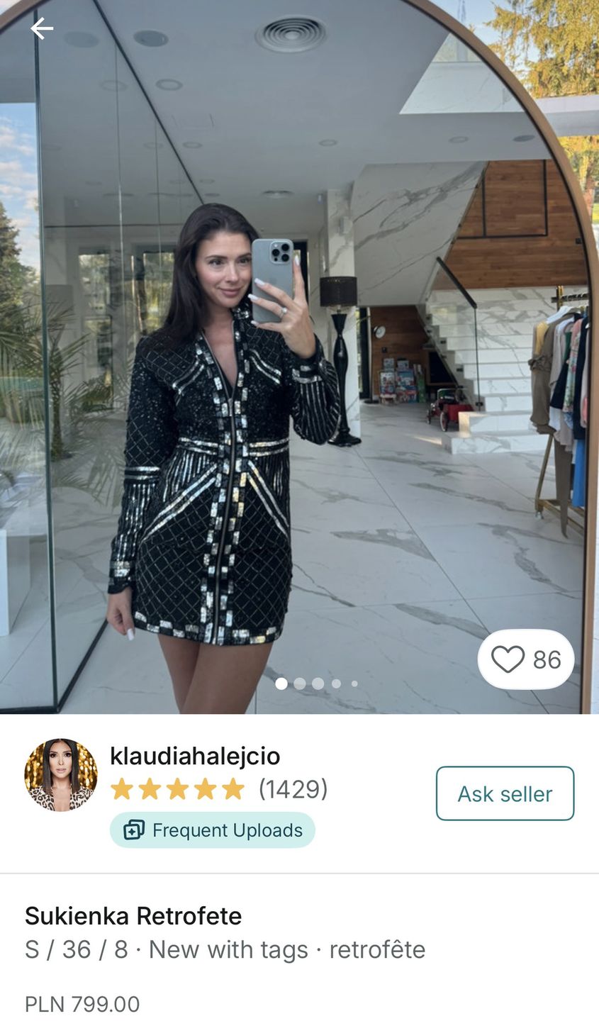 Klaudia Halejcio robi wyprzedaż szafy