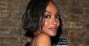 Sznurki i powietrze. Kreacja Jourdan Dunn niewiele zakrywała