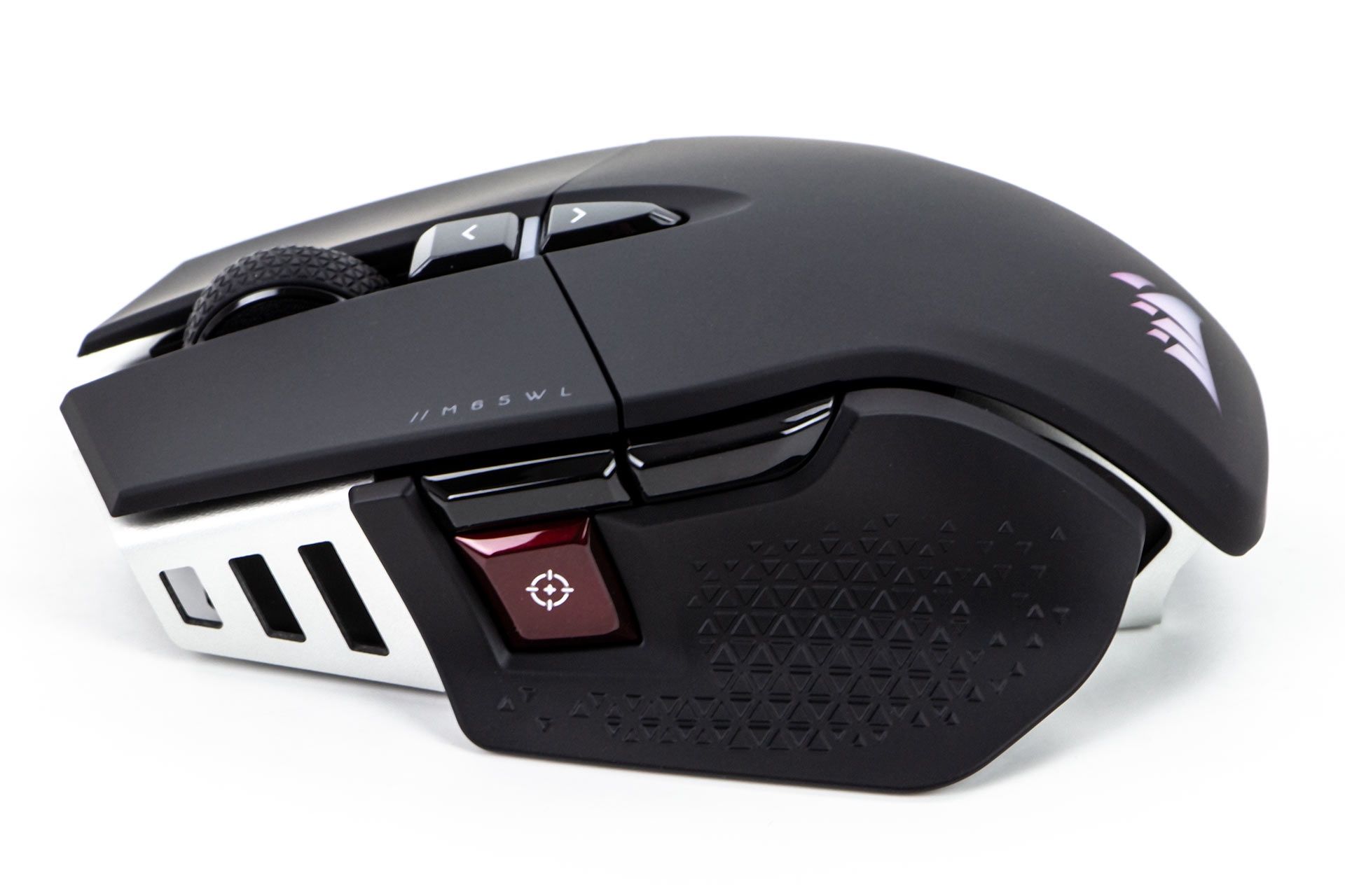 Corsair M65 RGB Ultra Wireless vs Corsair Sabre RGB Pro Wireless – lewy bok M65 RGB Ultra Wireless