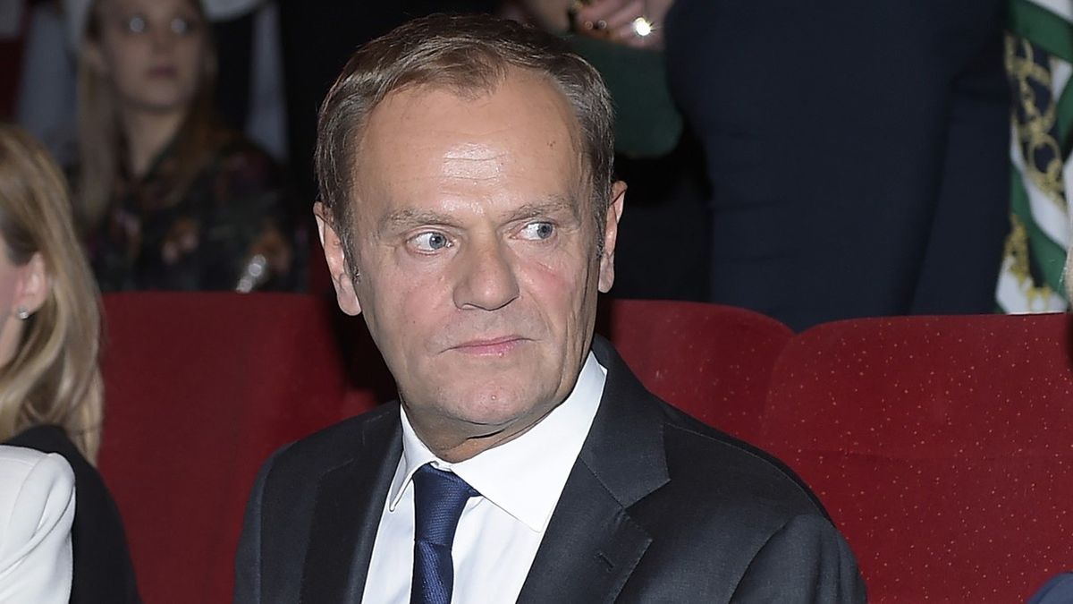 Donald Tusk jest nieustannie krytykowany przez Telewizję Publiczną