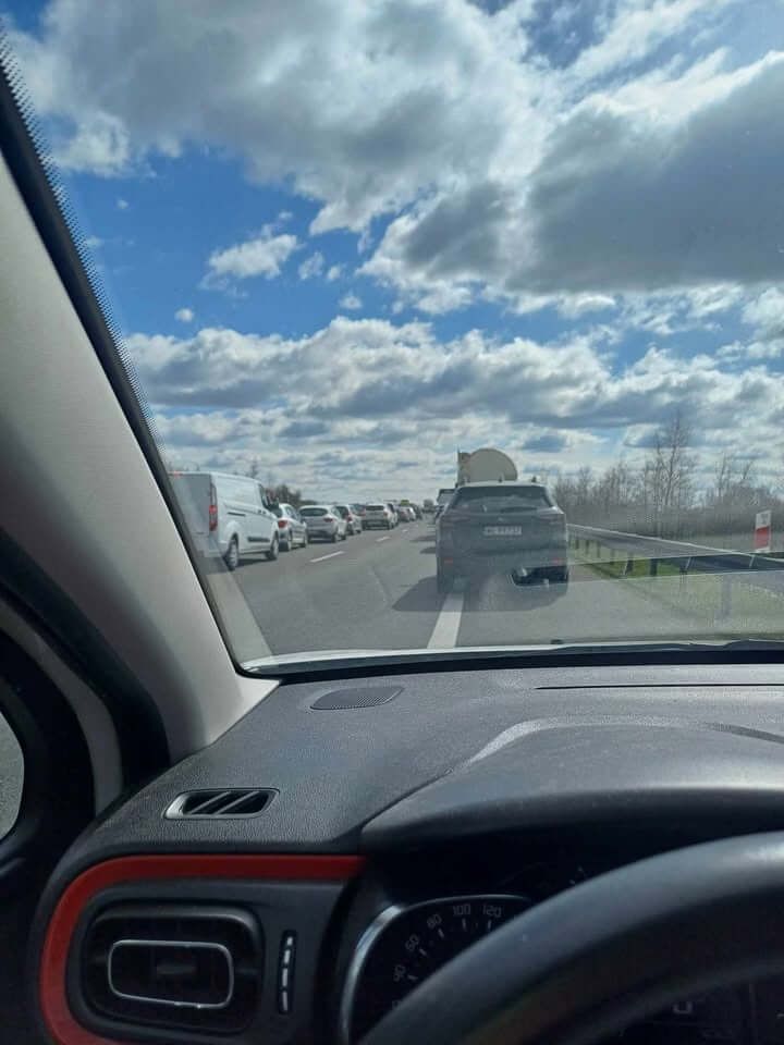 Pożar samochodu na S12