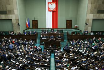 Projekt budżetu trafił do Sejmu. Rzutem na taśmę