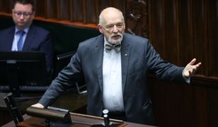 Ile dostaje Korwin? Sprawdziliśmy, jaką ma emeryturę