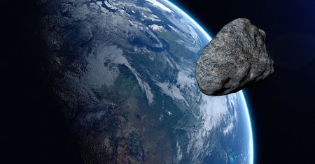 Planetoida zagrażająca Ziemi. Czy ochroniłby nas ładunek jądrowy?