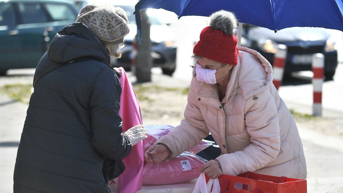Większość Polaków jest za podwójną waloryzacją emerytur w czasie kryzysu