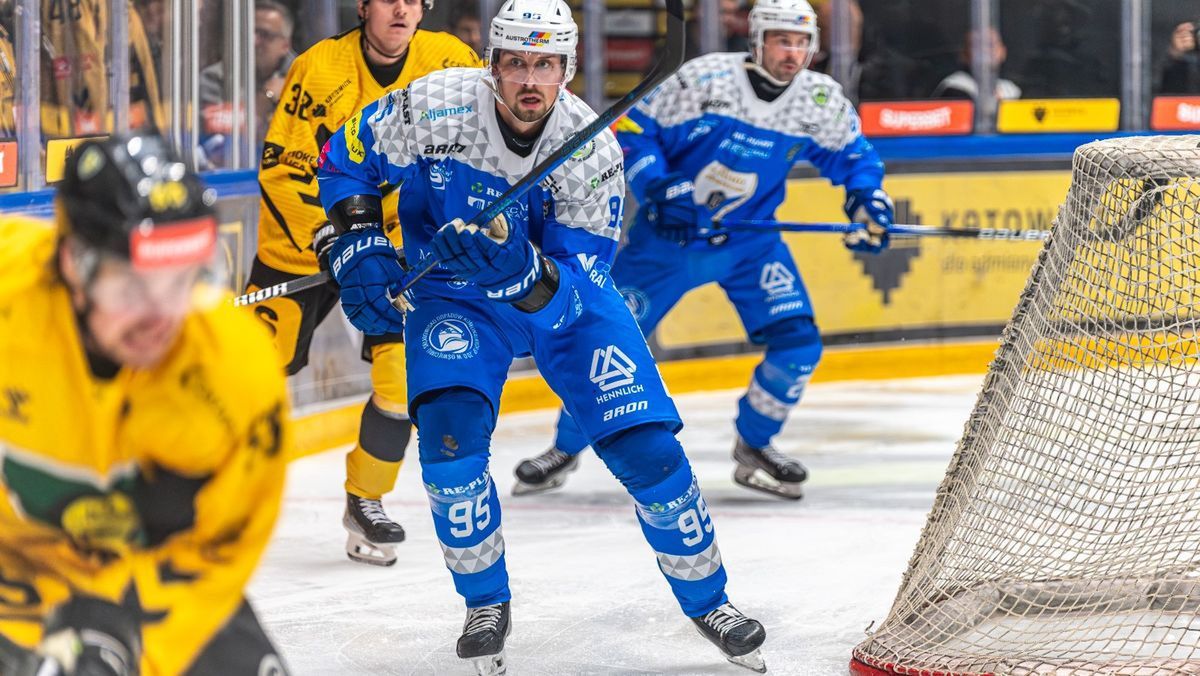 Szwedzki napastnik Re-Plast Unii Oświęcim Hampus Olsson (Foto: Jarosław Fiedor)
