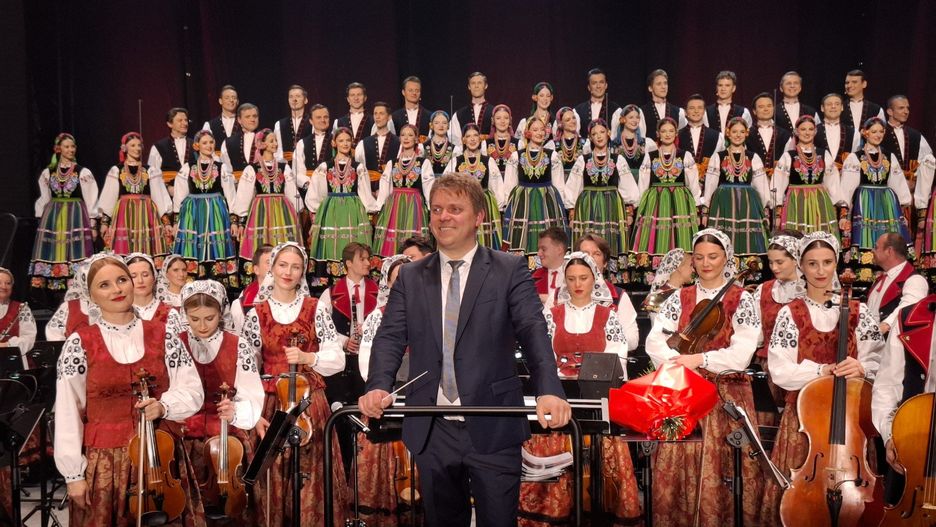 Zespół Mazowsze wystąpił przy pełnej sali w Białobrzegach.