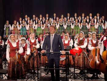 Białobrzegi: Zespół Mazowsze wystąpił z koncertem jubileuszowym. Wspaniałe widowisko. Zobaczcie zdjęcia