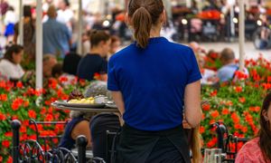 Kelnerzy tego nienawidzą. Mówią o klientach z piekła rodem