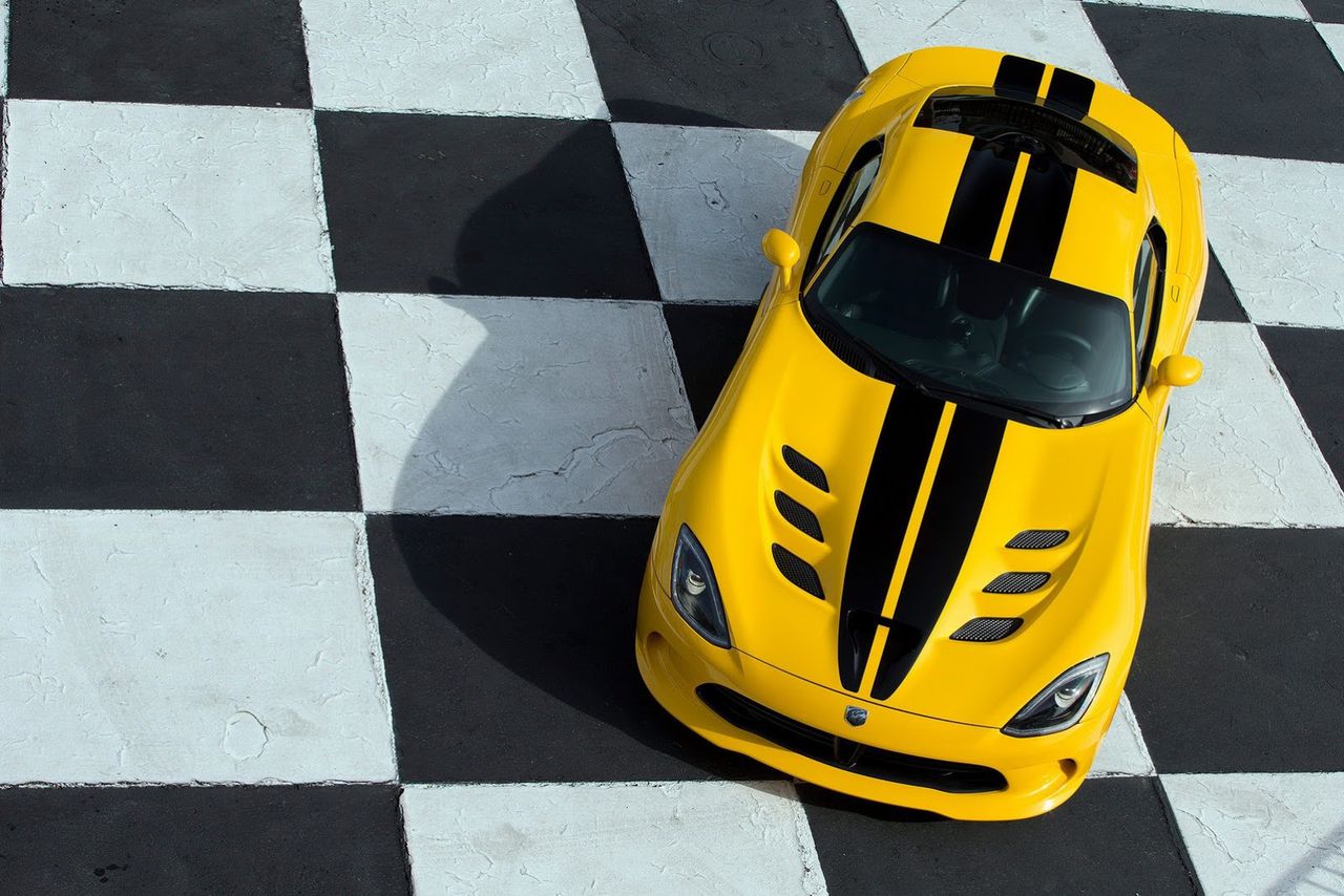 2013 SRT Viper-110