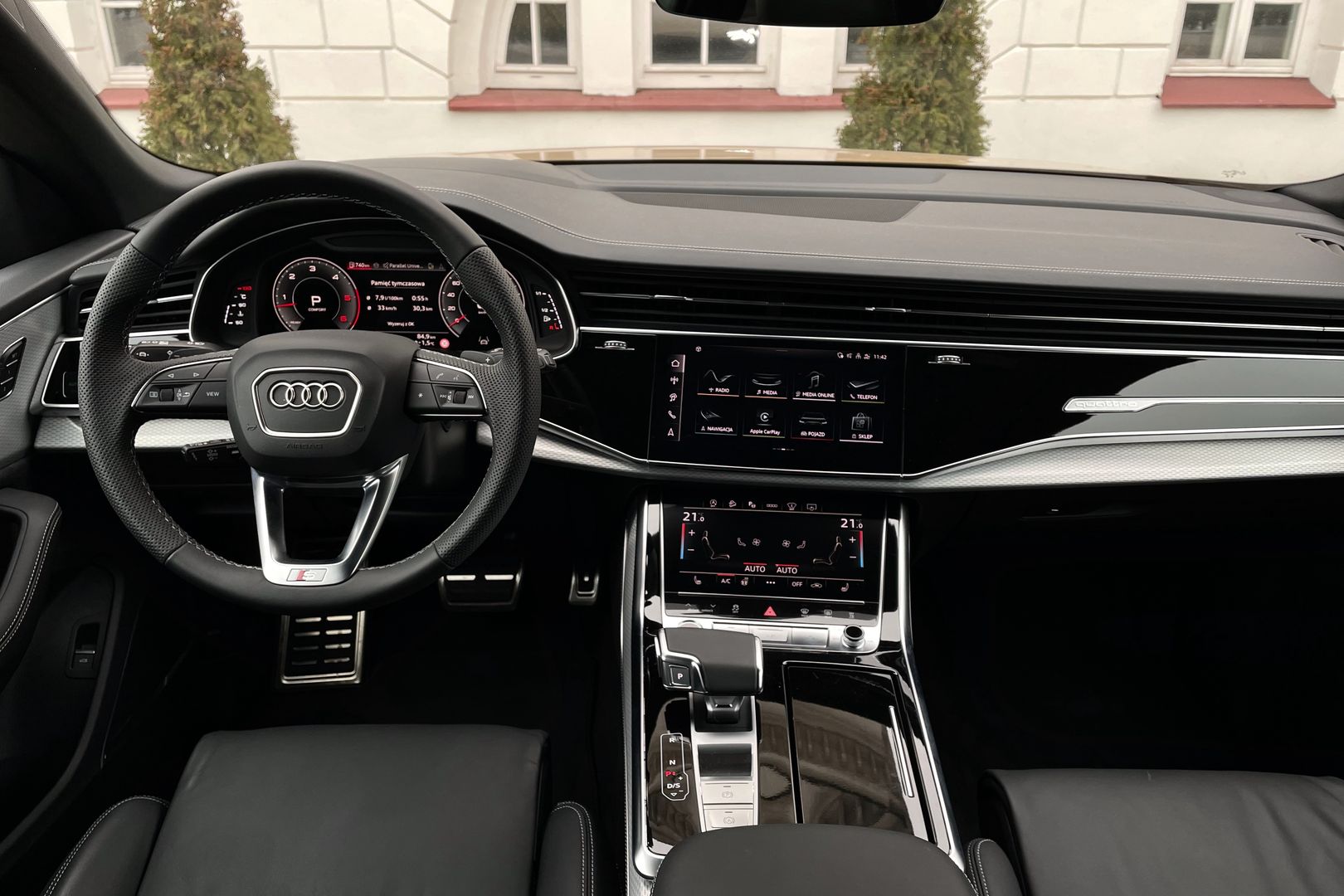 Audi Q8