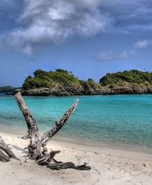 UE wzmacnia gwarancje dla turystów kupujących usługi w sieci