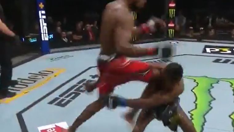 Zdjęcie okładkowe artykułu: Twitter /  / Manel Kape ciężko znokautował rywala na UFC 265