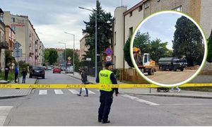 Alarm w Nowym Sączu. Znaleziono je przy szkole. Konieczna ewakuacja