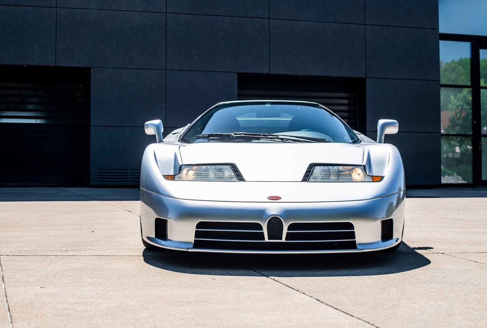 Bugatti EB110