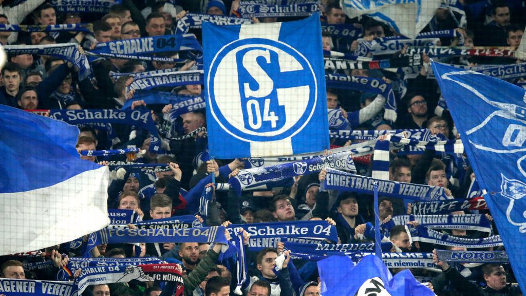 Zdjęcie okładkowe artykułu: Getty Images / Peter Lous / Na zdjęciu: kibice Schalke 04