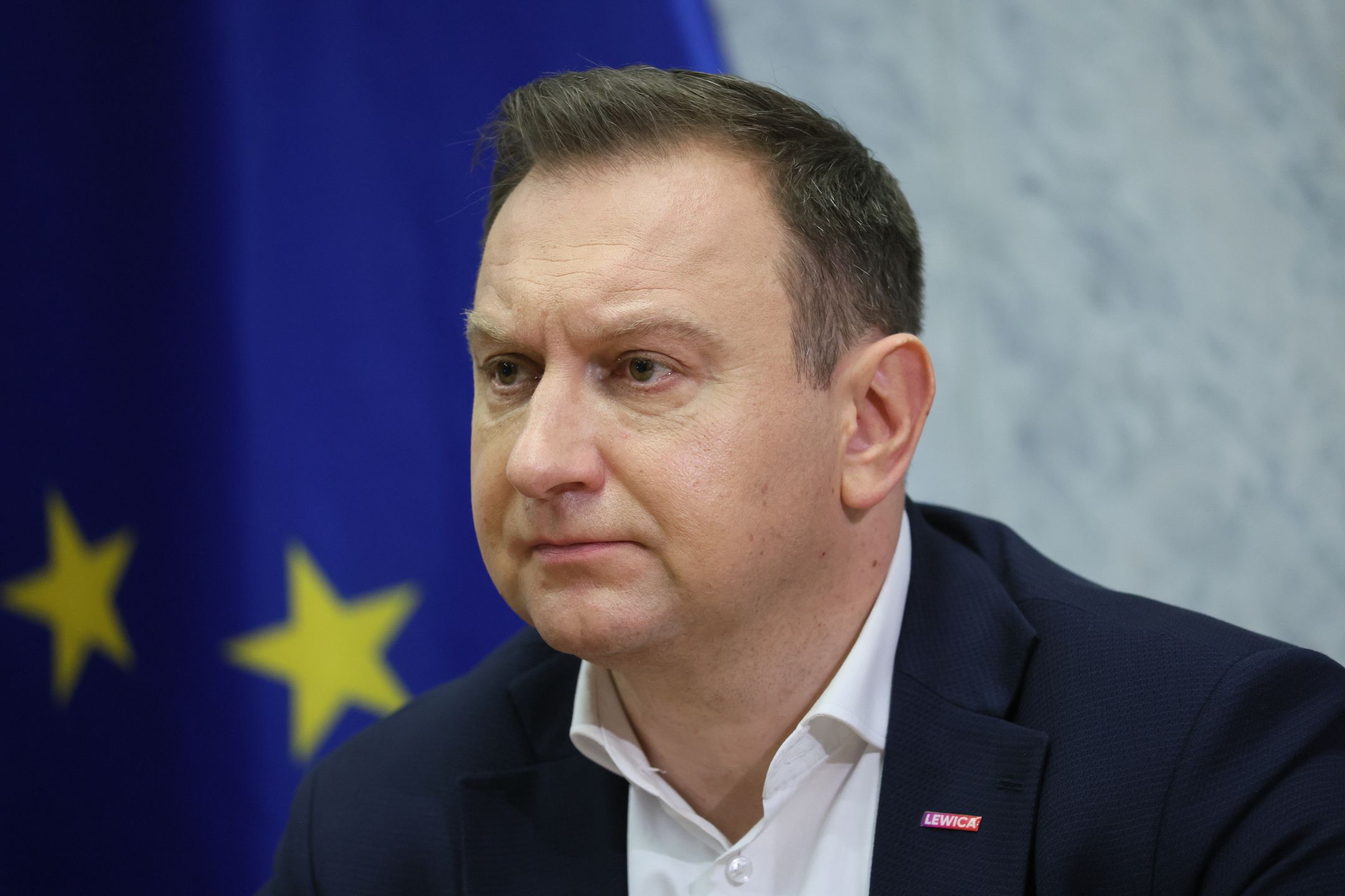 Warszawa, 16.12.2024. Zastępca przewodniczącej komisji poseł Lewicy Tomasz Trela na posiedzeniu sejmowej Komisji Śledczej ds. inwigilacji systemem Pegasus, 16 bm. w Sejmie w Warszawie. (ad) PAP/Leszek Szymański