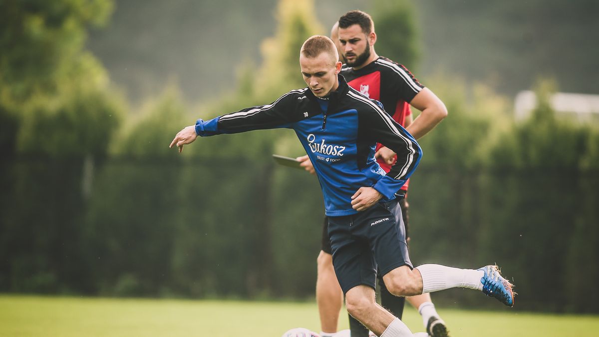 Zdjęcie okładkowe artykułu: Newspix / JAKUB ZIEMIANIN / 400mm.pl / Na zdjęciu: Dominik Frelek