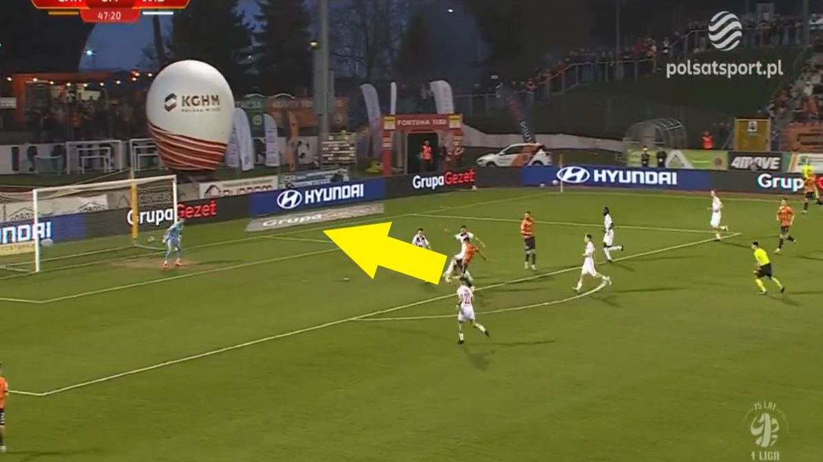 Twitter / Fortuna I Liga / Piękne trafienie Bartlewicza