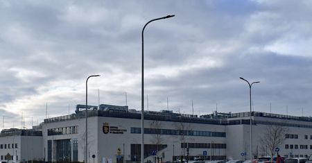 Tragedia w krakowskim szpitalu. 35-latek  zaatakował też pielęgniarkę