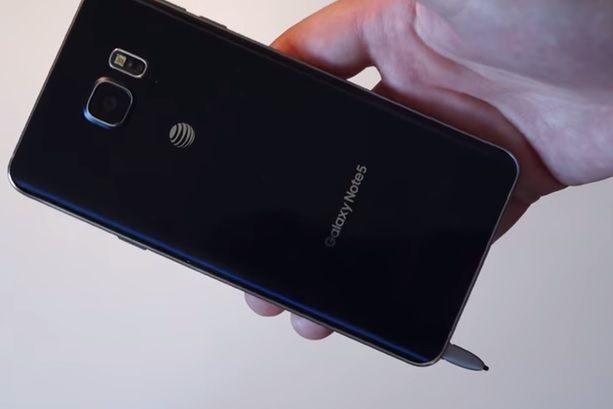 Włóż odwrotnie rysik, a popsujesz Samsunga Galaxy Note 5