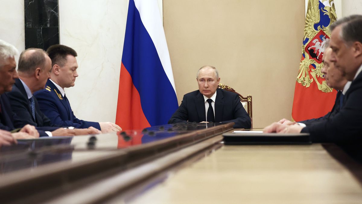 Russian President Vladimir Putin chairs a working meeting with the participation of heads of Russian law enforcement agencies at the Kremlin in Moscow, Russia, 26 June 2023. EPA/VALERIY SHARIFULIN / SPUTNIK /KREMLIN / POOL MANDATORY CREDIT Dostawca: PAP/EPA.