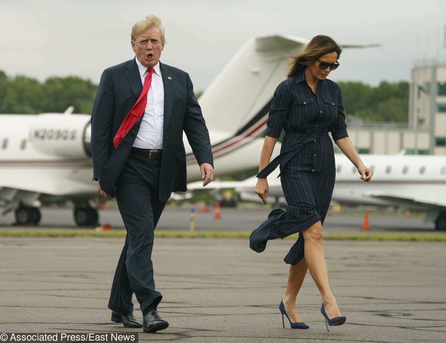Melania Trump w sukience Ralph Lauren z wyprzedaży