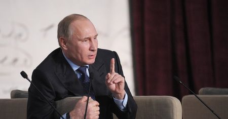 Igrzyska w Soczi. Putin sfotografował się z lampartem