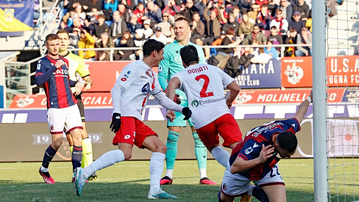 PAP/EPA / ELISABETTA BARACCHI / Na zdjęciu: moment zdobycia bramki przez Giulio Donatiego