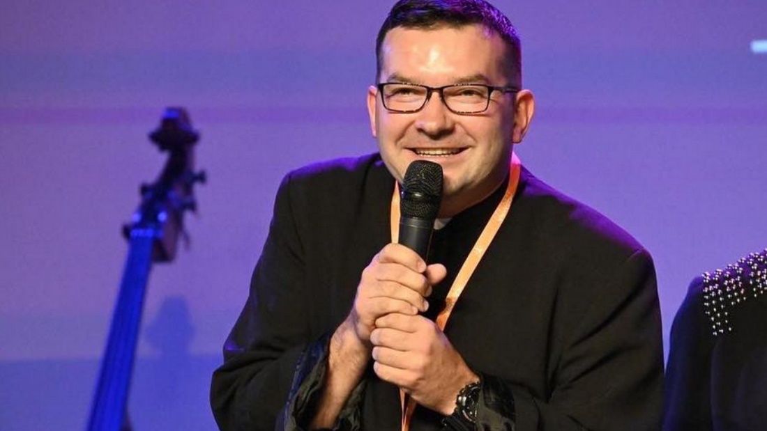 ks. Piotr Jarosiewicz